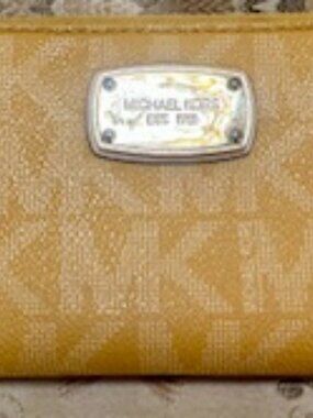 Michael Kors Jet Set Travel Wallet/Wristlet – Yellow MK Logo – Zip Around